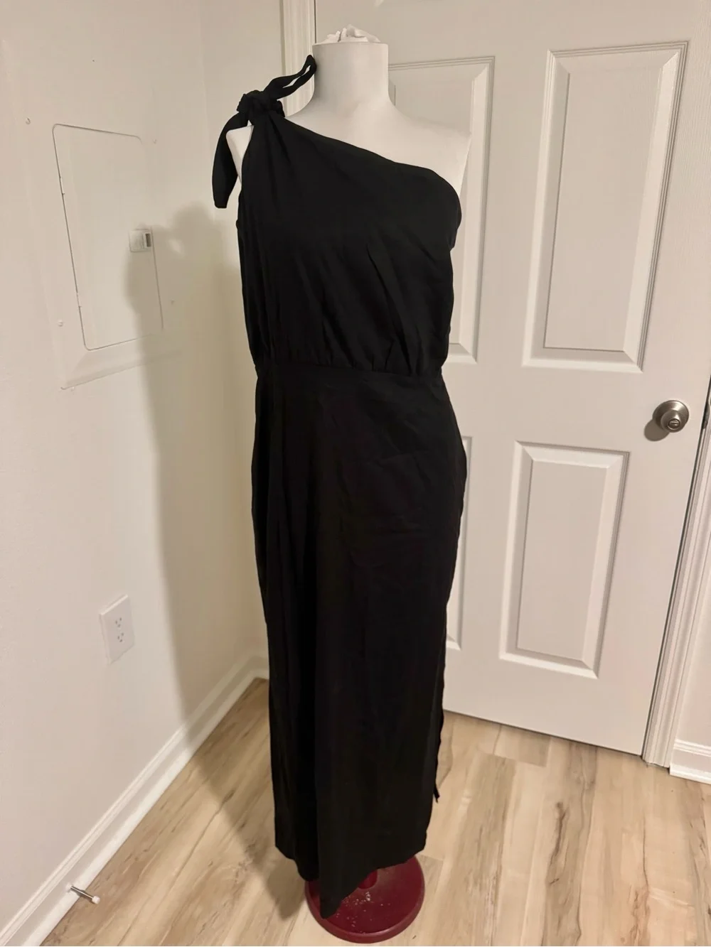Park & Fifth Hudson One Shoulder Midi Dress Black Size L NWT